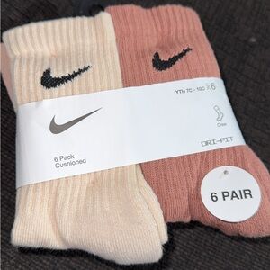 Nike Dri-FIT Cushioned Crew Socks - Cream and Pink